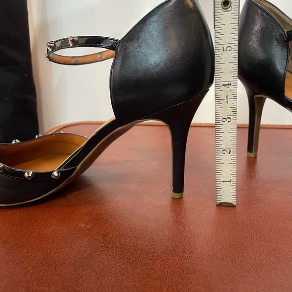 Women’s 11 14th & Union Black Stiletto Heels with Gold Studs‎ and Ankle Strap - Picture 8 of 8